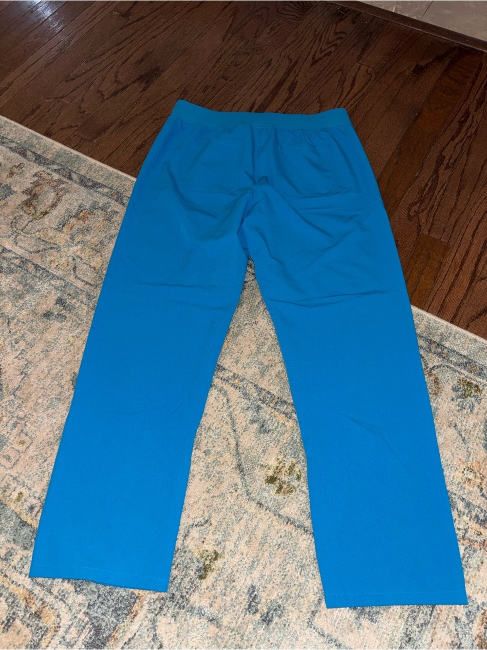 women’s FIGS Livingston scrub pants - Tall - Picture 5 of 5